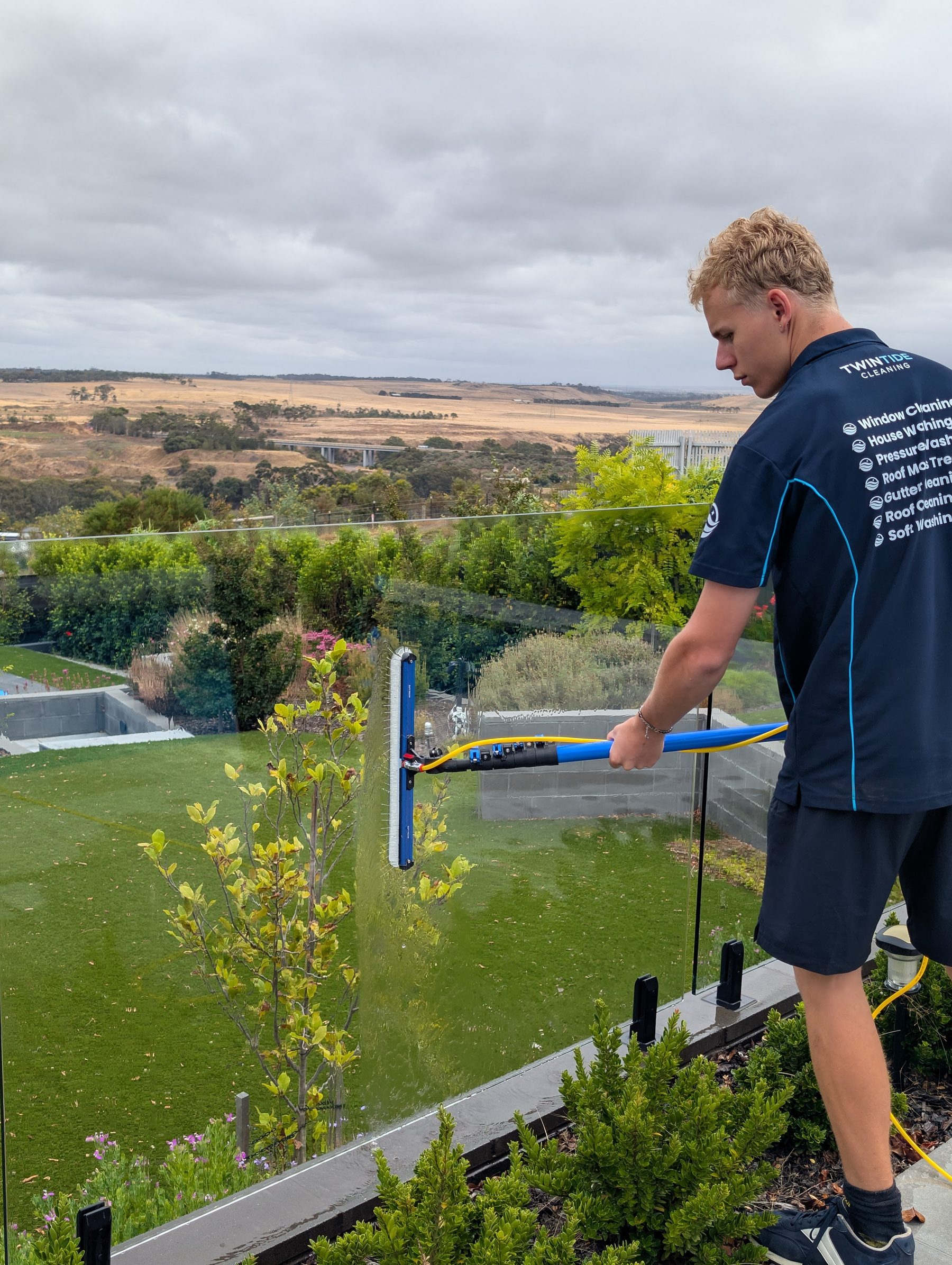 Window clean — modern double-storey — Pure-water window clean inside and out across a contemporary Geelong residence.